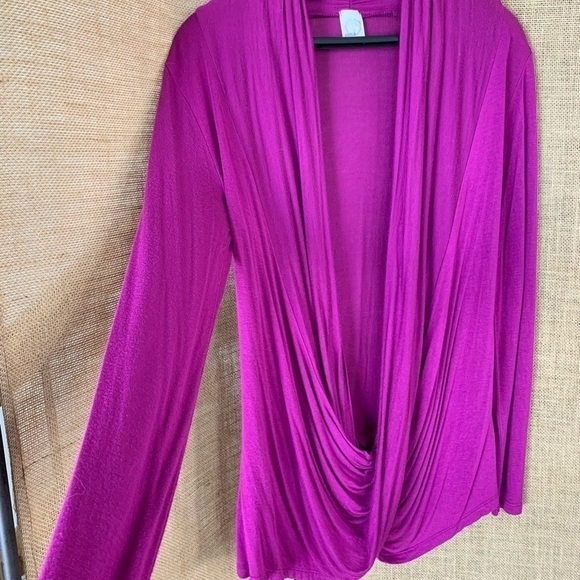 Sun and moon yoga top magenta color long body layers gathered look long sleeves - Picture 3 of 10